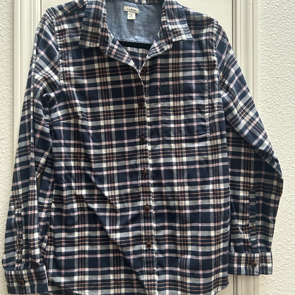 L.L. Bean Blue and White Casual Button Down Shirt